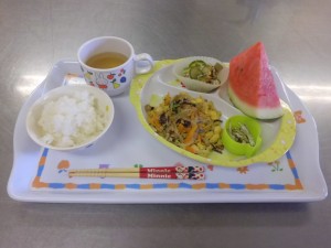 今日の給食　チャーチュン