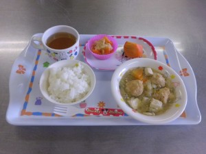 白菜と肉団子スープ