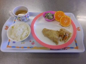 今日の給食　魚と切り干し大根の煮つけ