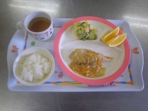 今日の給食　魚のあんかけ