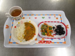 今日の給食　カレー