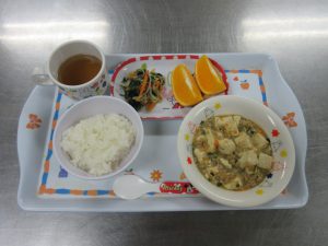 今日の給食　麻婆豆腐